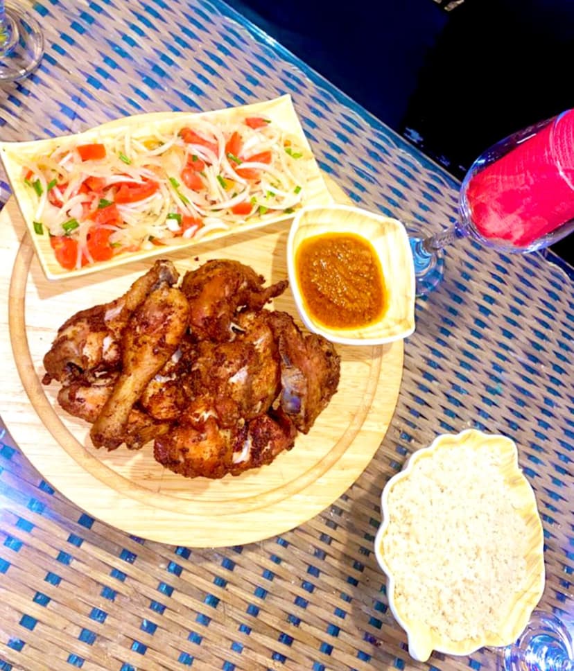 POULET DE CHAIRE ENTIER GRILLÉ